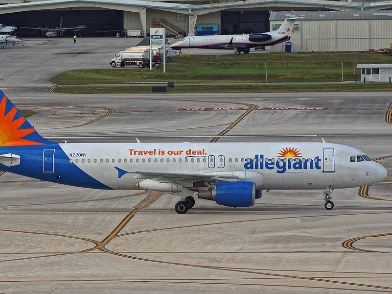 Allegiant Air Airbus A320