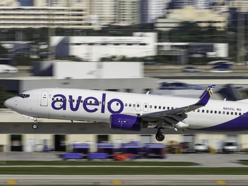 Avelo Airlines Boeing 737-800