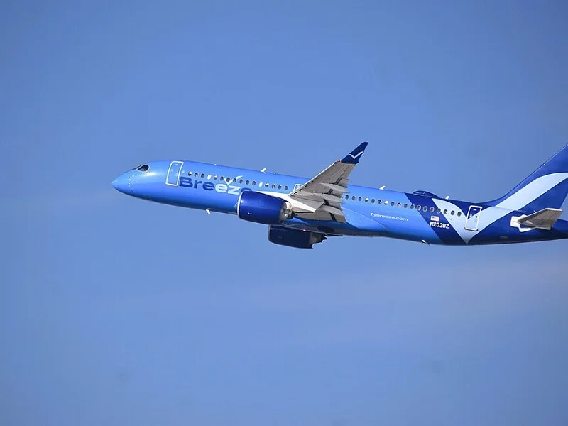 Breeze Airways Airbus A220